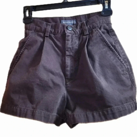 Banana Republic Dark Brown Pleated Denim Shorts - Picture 1 of 8